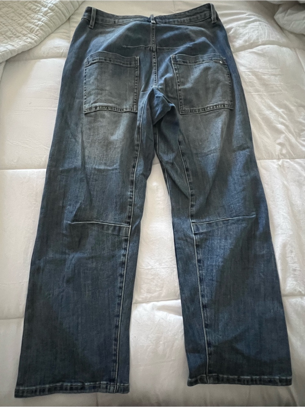 Mica Barrel Jeans - Picture 2 of 6